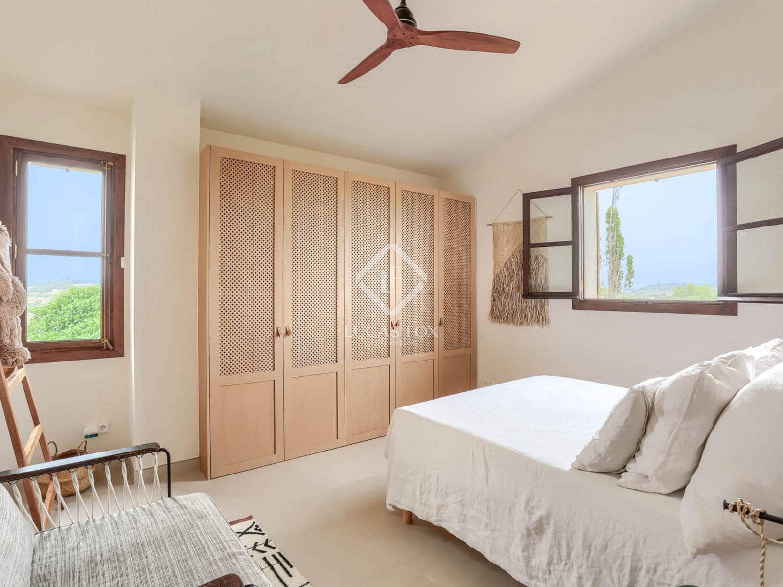 7 chambre Finca/Maison de Campagne à vendre à Montuiri avec piscine garage - 4 940 000 € (Ref: 9237840)