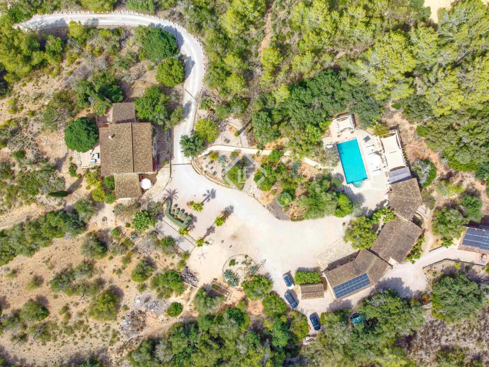 7 chambre Finca/Maison de Campagne à vendre à Montuiri avec piscine garage - 4 940 000 € (Ref: 9237840)