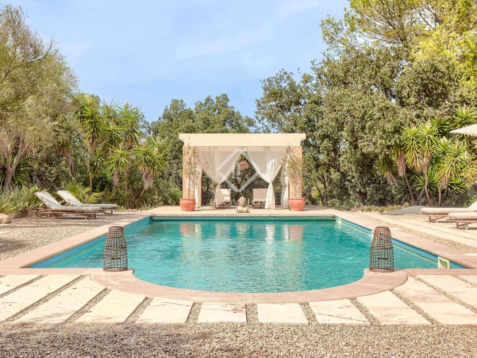 7 chambre Finca/Maison de Campagne à vendre à Montuiri avec piscine garage - 4 940 000 € (Ref: 9237840)