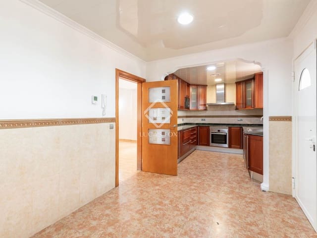 4 soverom Villa til leie i Castelldefels - € 4 000 (Ref: 9238804)