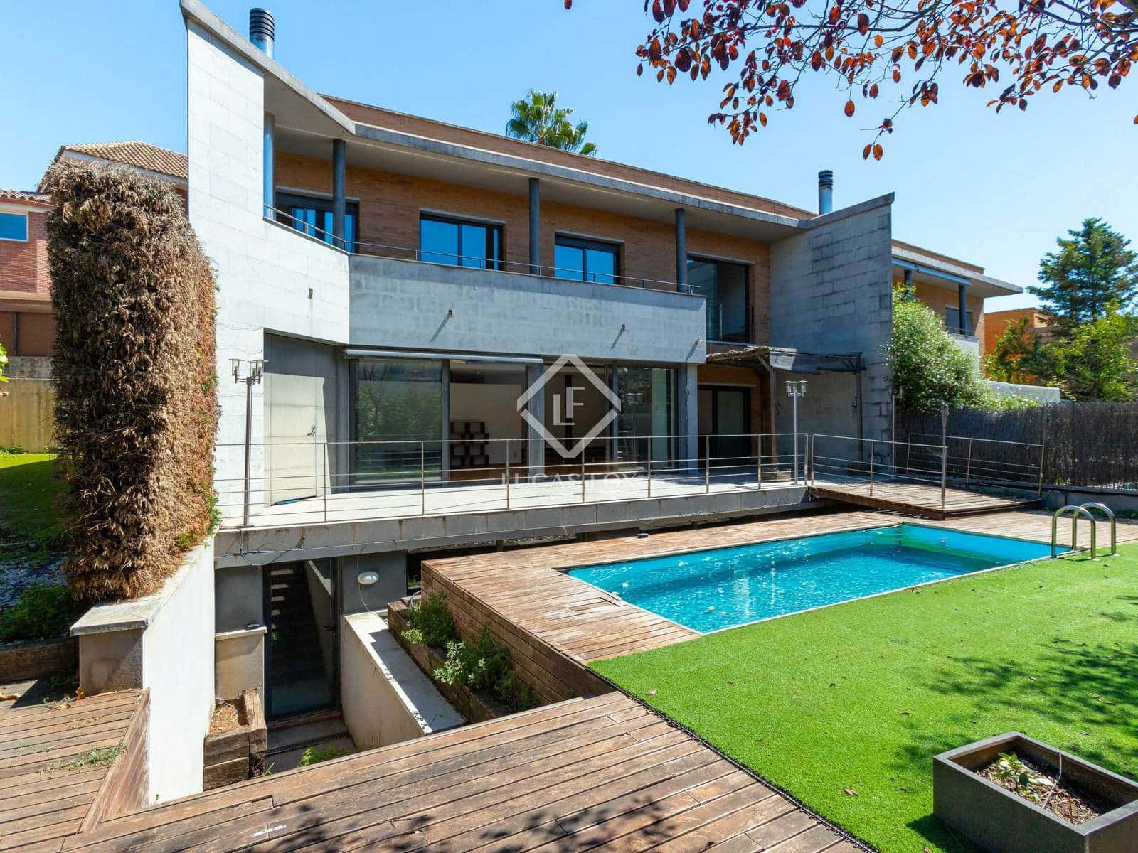 4 sypialnia Willa na sprzedaż w Alella z basenem garażem - 999 000 € (Ref: 9239309)