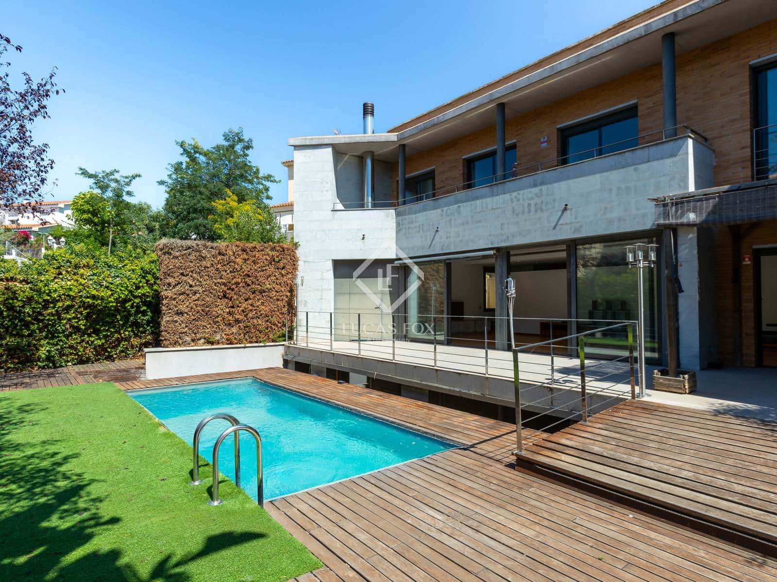 4 sypialnia Willa na sprzedaż w Alella z basenem garażem - 999 000 € (Ref: 9239309)