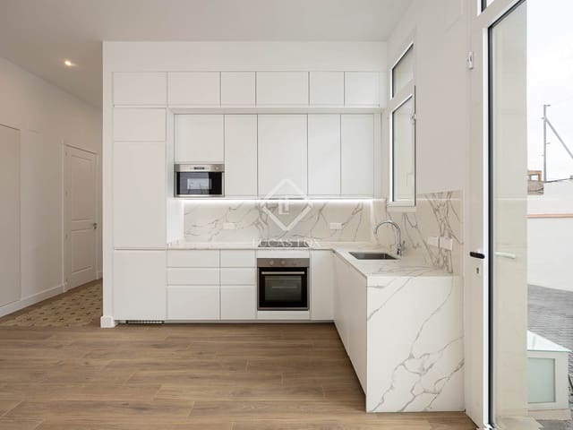 4 soverom Villa til leie i Barcelona by med garasje - € 7 000 (Ref: 9240669)