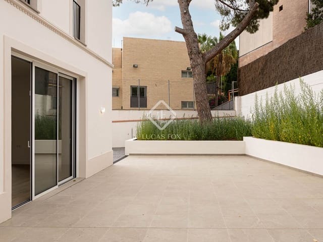 4 soverom Villa til leie i Barcelona by med garasje - € 7 000 (Ref: 9240669)