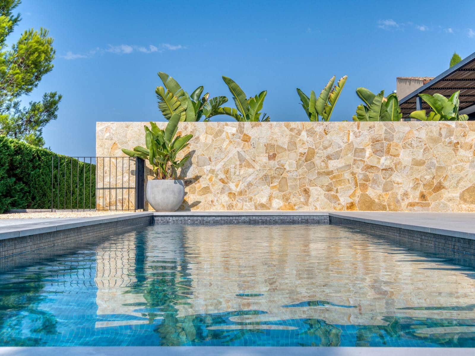 3 soverom Villa til salgs i Santa Cristina d'Aro med svømmebasseng garasje - € 810 000 (Ref: 9240671)