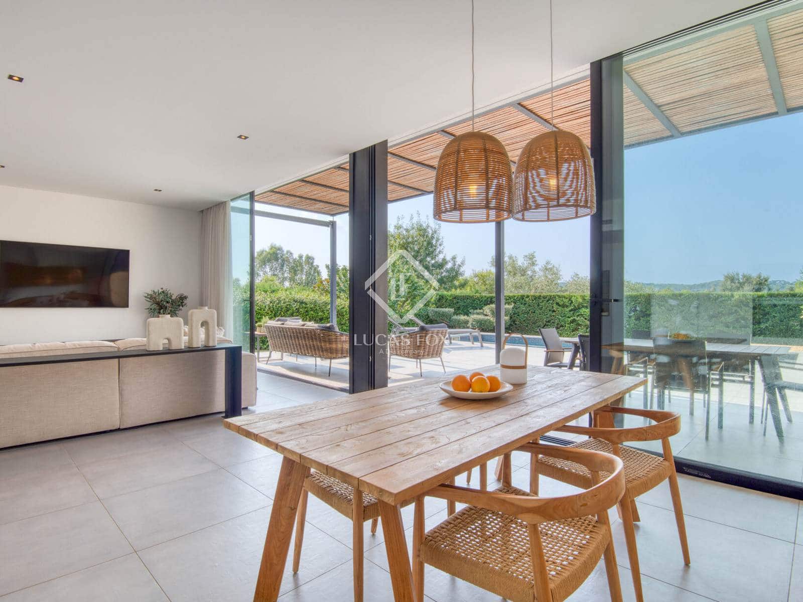 3 soverom Villa til salgs i Santa Cristina d'Aro med svømmebasseng garasje - € 810 000 (Ref: 9240671)