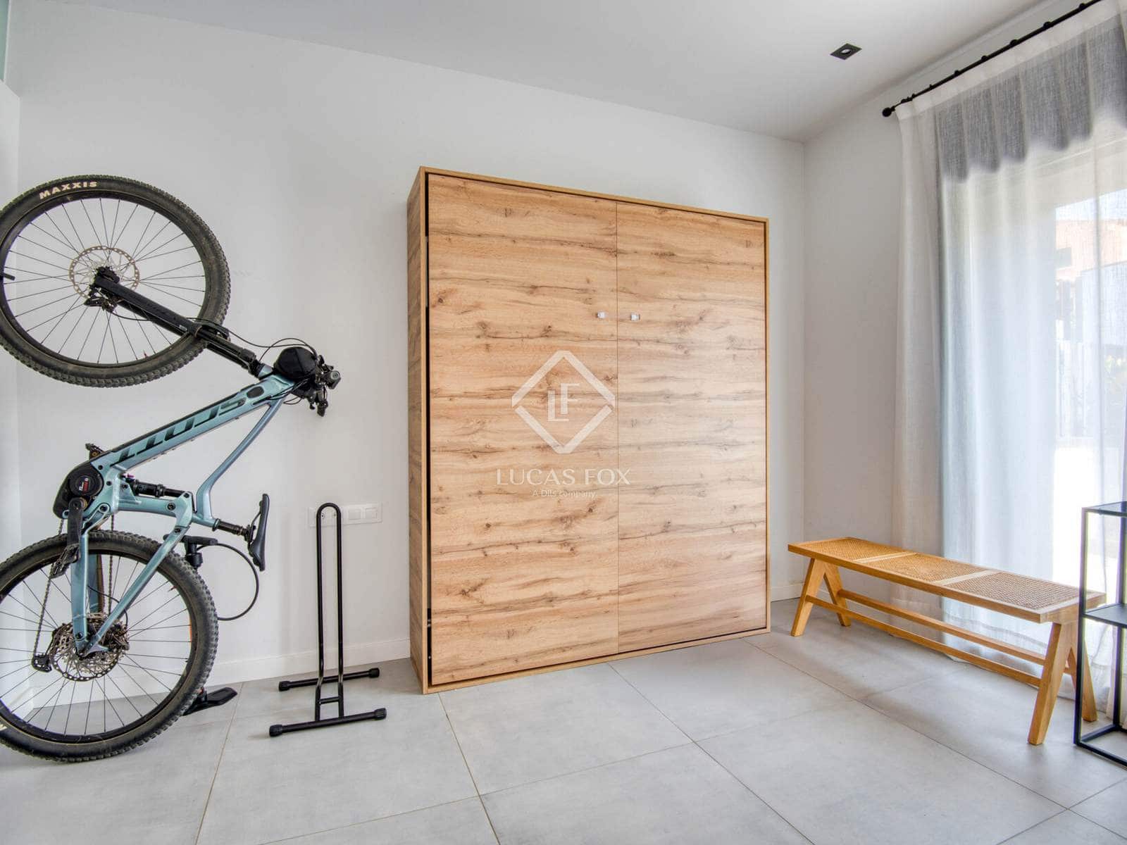 3 soverom Villa til salgs i Santa Cristina d'Aro med svømmebasseng garasje - € 810 000 (Ref: 9240671)