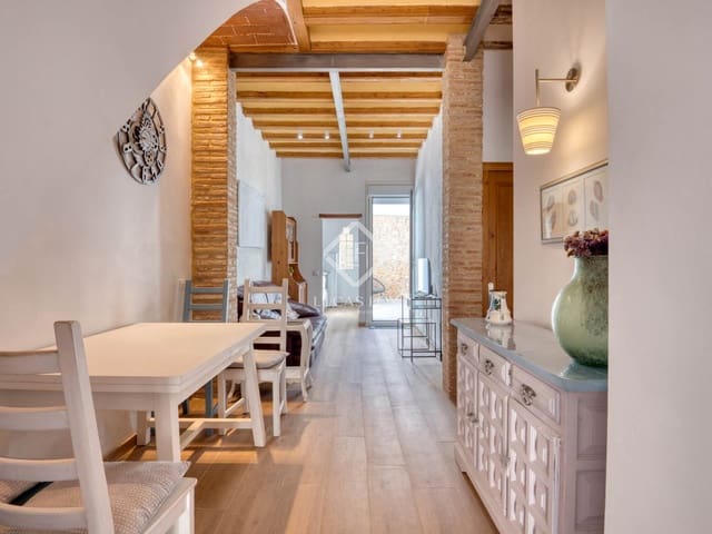 4 soveværelse Villa til salg i Sant Feliu de Guíxols - € 350.000 (Ref: 9242076)