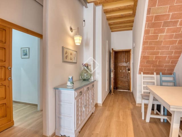 4 soveværelse Villa til salg i Sant Feliu de Guíxols - € 350.000 (Ref: 9242076)