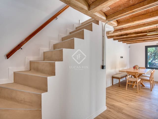 3 bedroom Villa for sale in Sant Feliu de Guíxols - € 572,000 (Ref: 9242077)