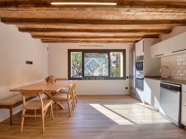 3 bedroom Villa for sale in Sant Feliu de Guíxols - € 572,000 (Ref: 9242077)