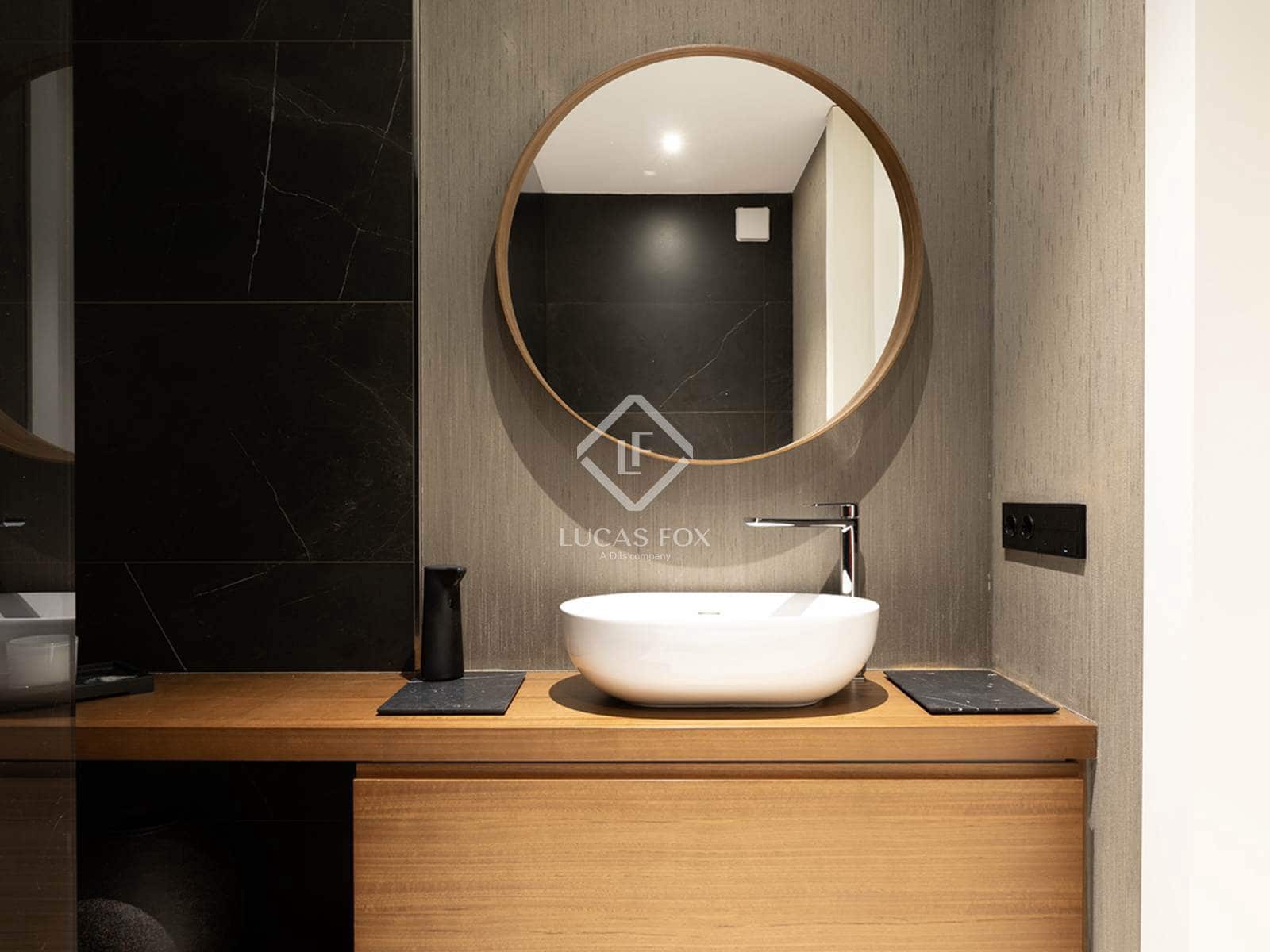 3 sypialnia Willa na sprzedaż w A Pobra do Caraminal z basenem garażem - 1 500 000 € (Ref: 9243520)