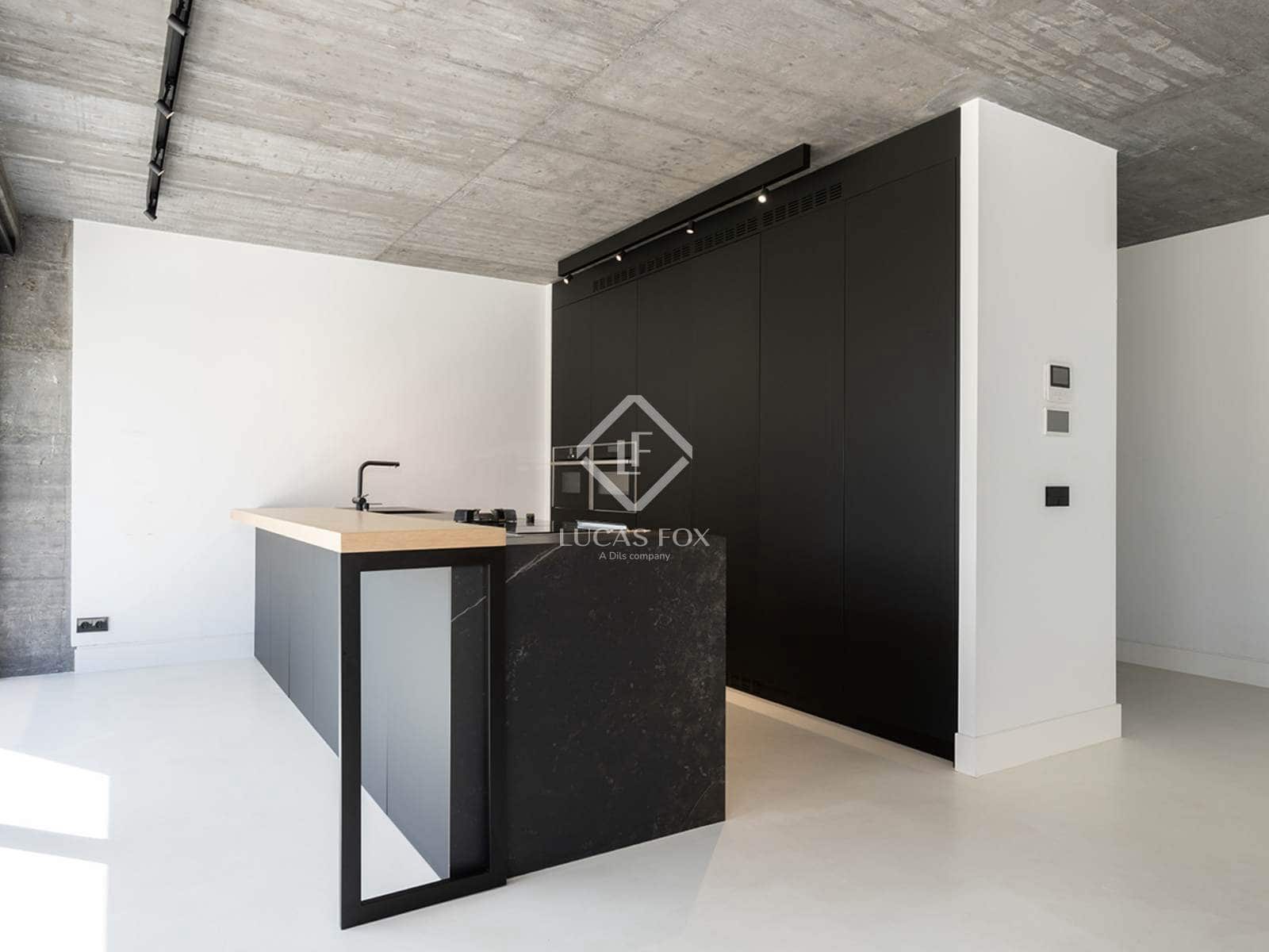 3 sypialnia Willa na sprzedaż w A Pobra do Caraminal z basenem garażem - 1 500 000 € (Ref: 9243520)