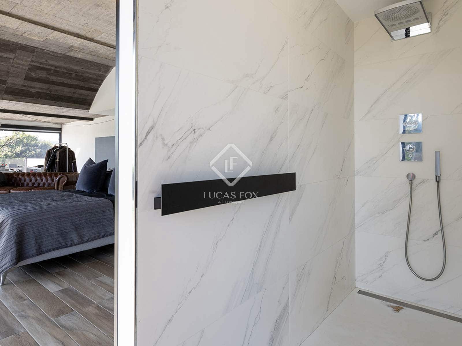 3 sypialnia Willa na sprzedaż w A Pobra do Caraminal z basenem garażem - 1 500 000 € (Ref: 9243520)