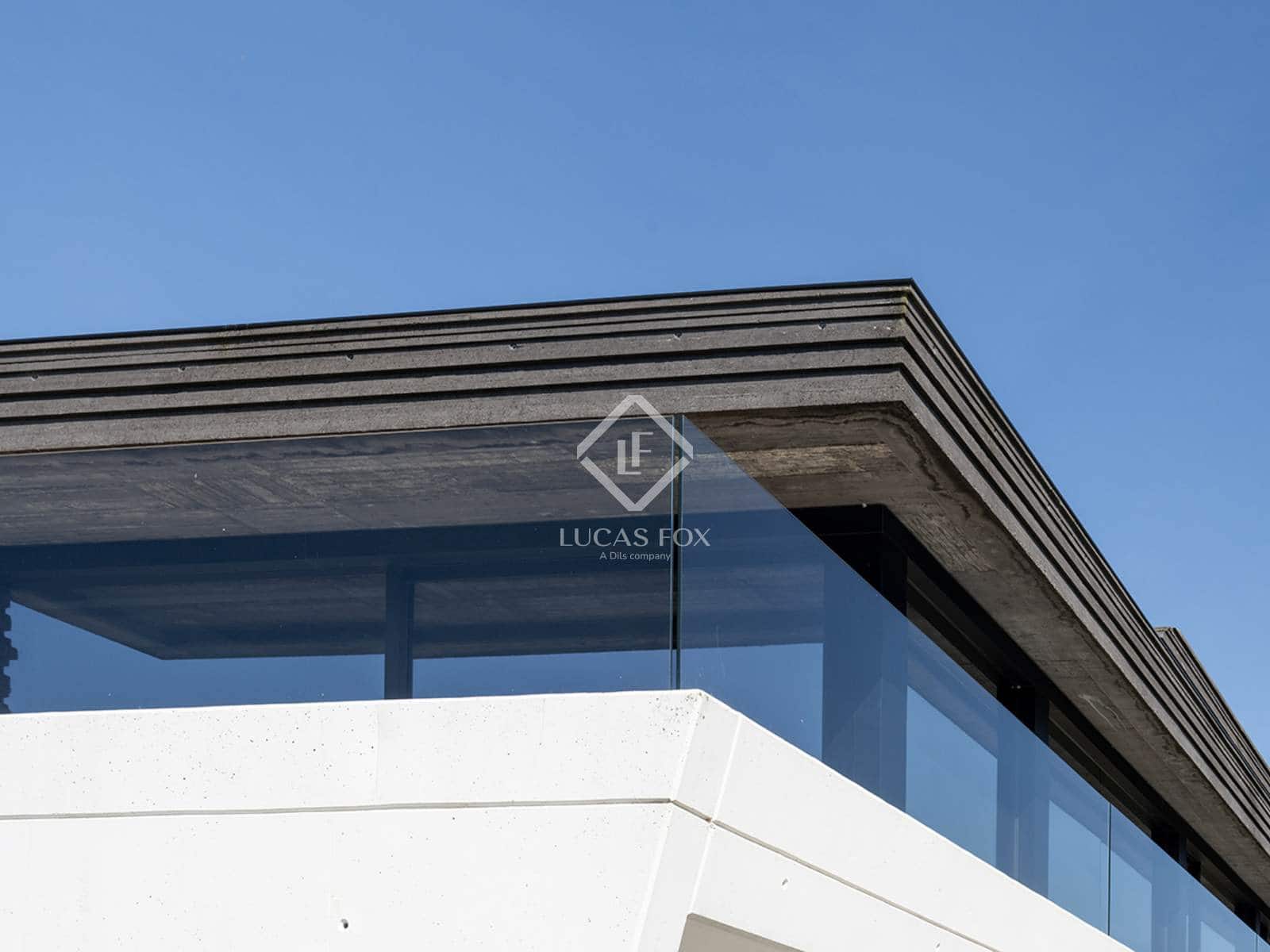 3 sypialnia Willa na sprzedaż w A Pobra do Caraminal z basenem garażem - 1 500 000 € (Ref: 9243520)