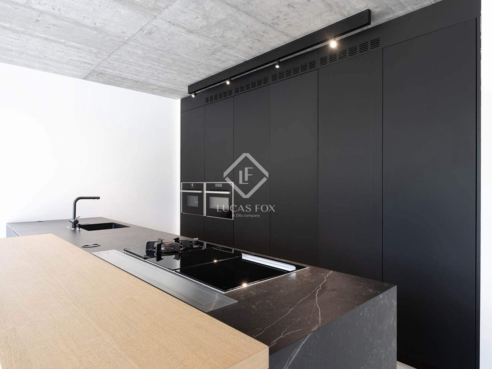 3 sypialnia Willa na sprzedaż w A Pobra do Caraminal z basenem garażem - 1 500 000 € (Ref: 9243520)