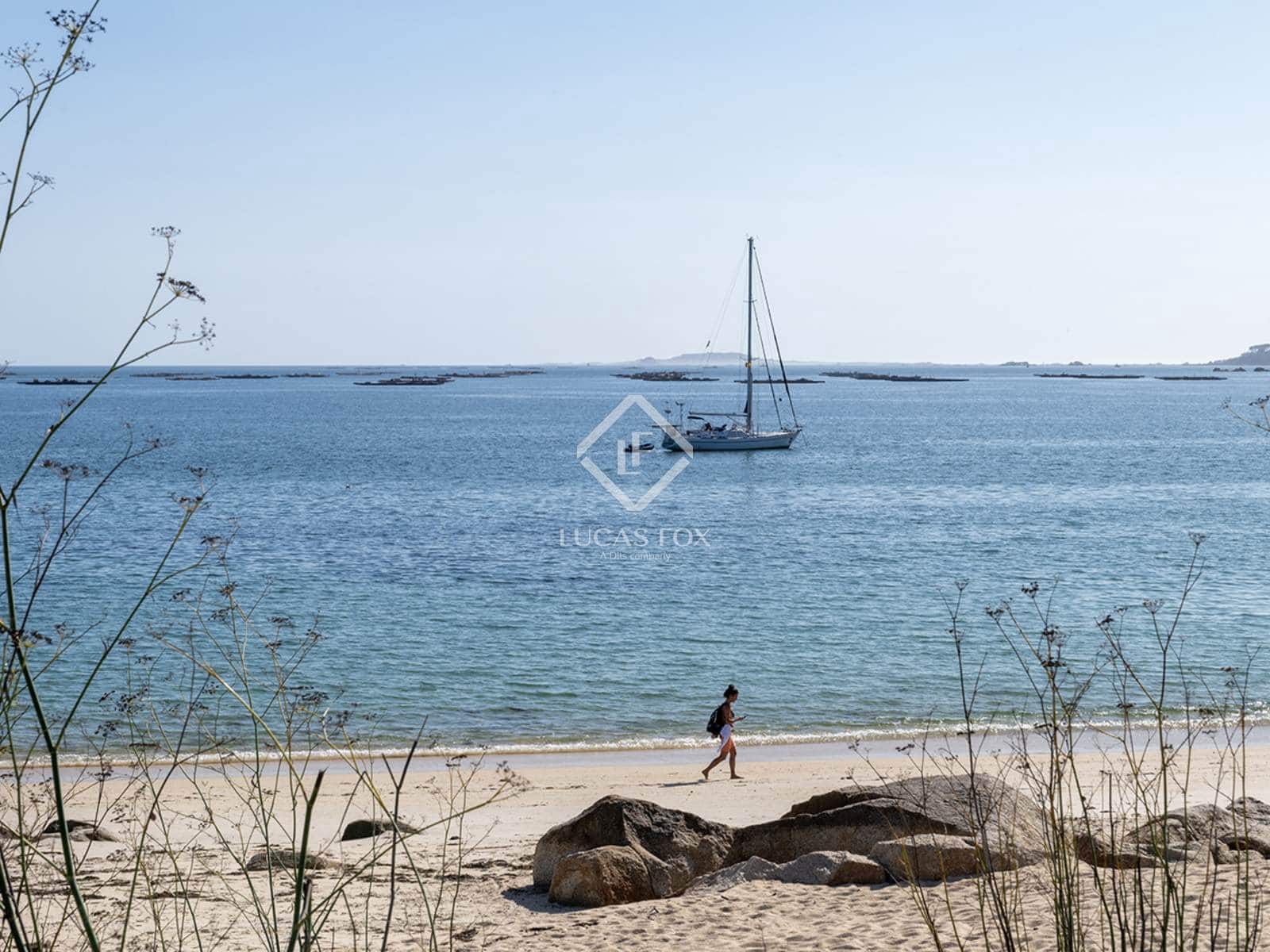 3 sypialnia Willa na sprzedaż w A Pobra do Caraminal z basenem garażem - 1 500 000 € (Ref: 9243520)