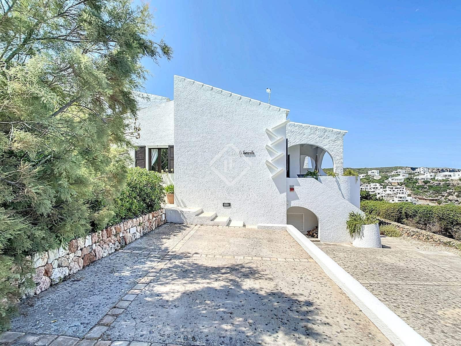 2 soveværelse Villa til salg i Ciutadella de Menorca med garage - € 625.000 (Ref: 9244376)