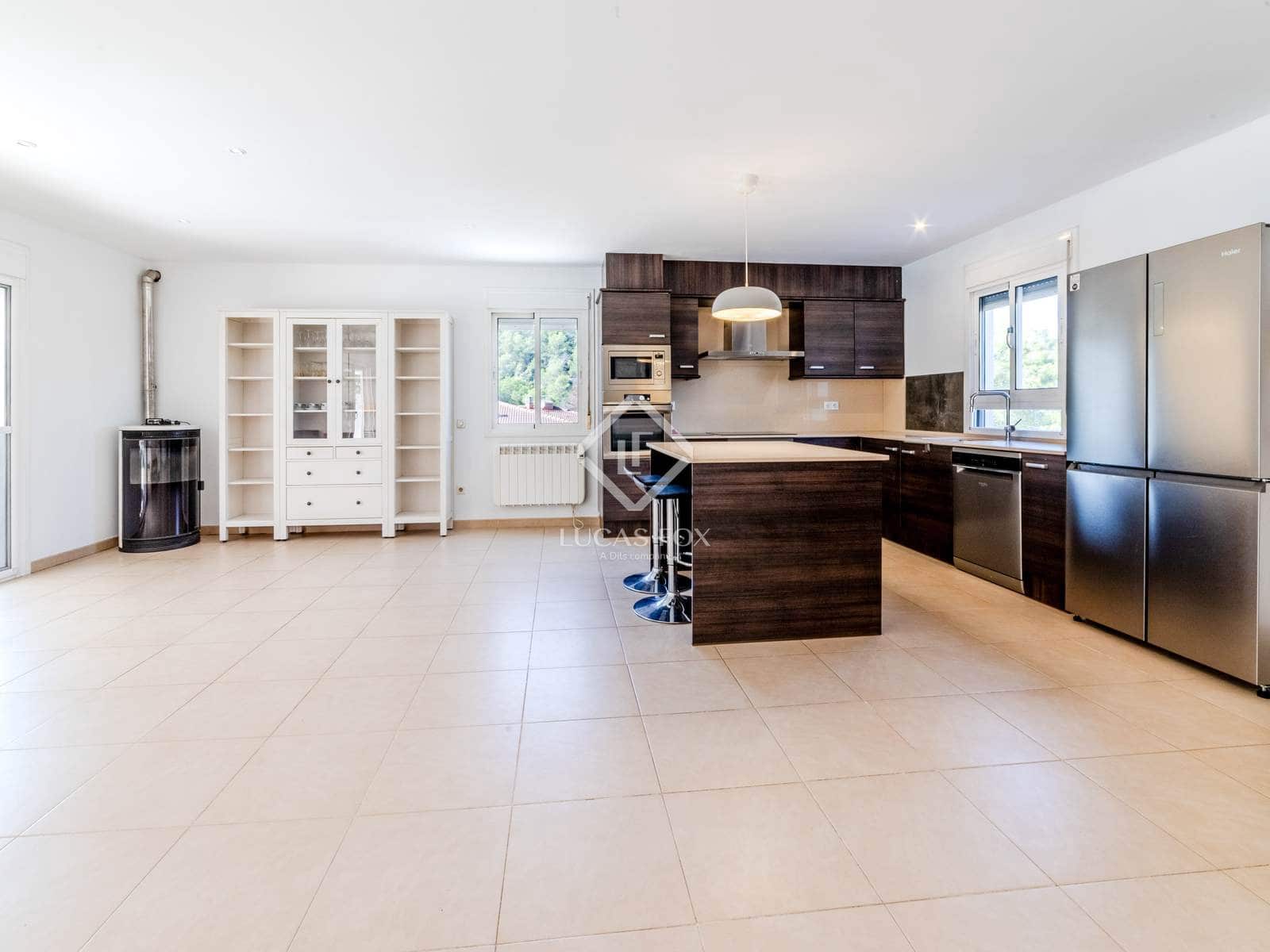 4 soverom Villa til salgs i Olivella med svømmebasseng garasje - € 535 000 (Ref: 9249145)