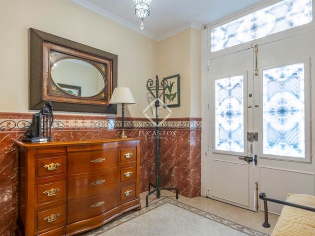 4 sypialnia Willa na sprzedaż w Miasto Málaga - 650 000 € (Ref: 9253660)