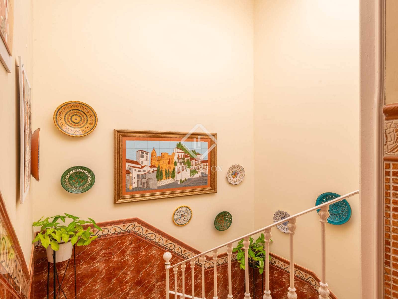 4 soveværelse Villa til salg i Malaga by - € 650.000 (Ref: 9253660)