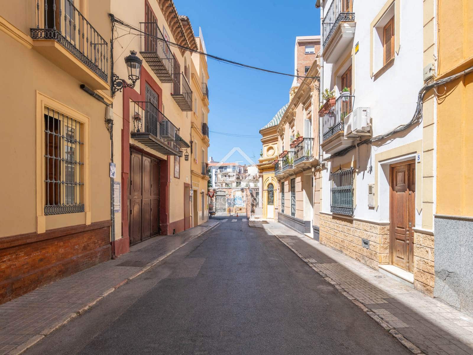 4 soveværelse Villa til salg i Malaga by - € 650.000 (Ref: 9253660)