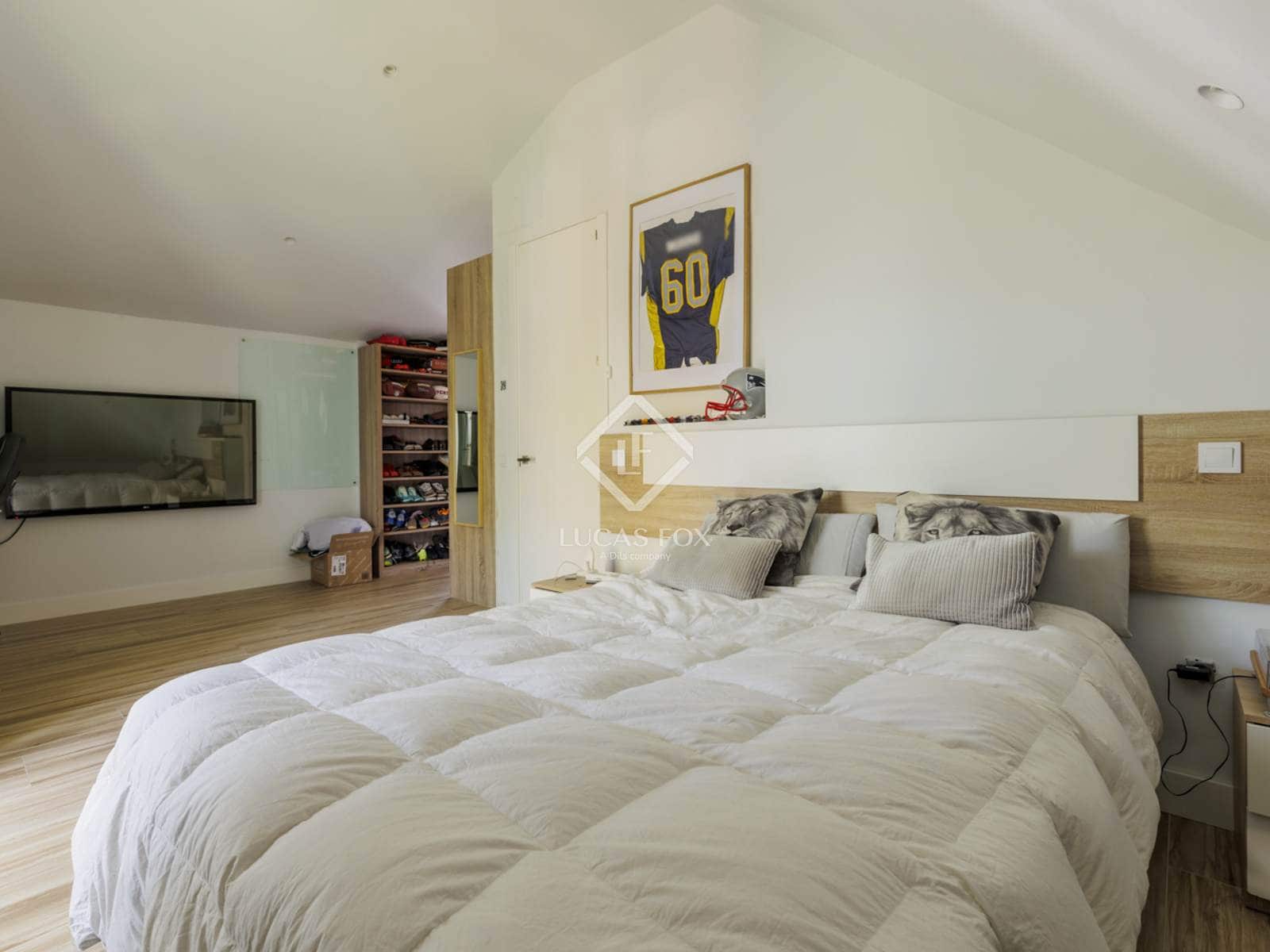 5 soverom Villa til salgs i Boadilla del Monte med svømmebasseng garasje - € 2 100 000 (Ref: 9253910)