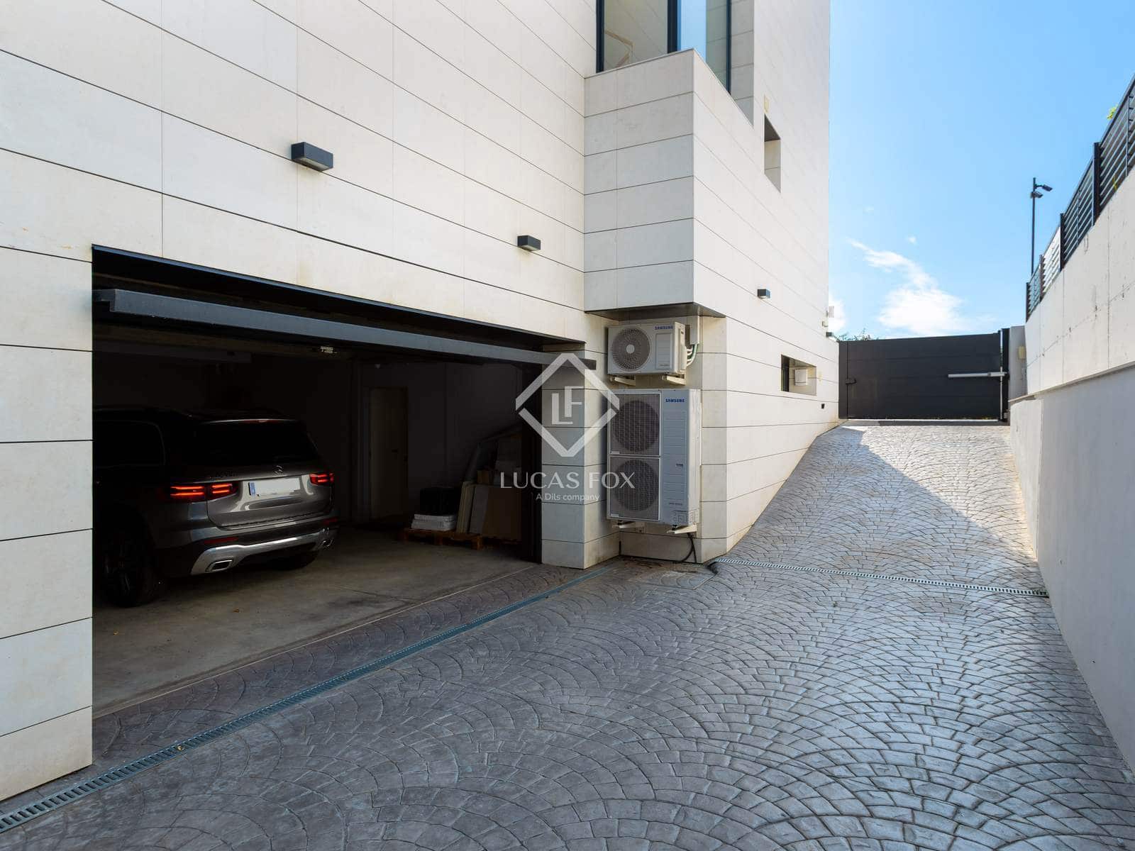 6 soveværelse Villa til salg i Montgat med swimmingpool garage - € 1.995.000 (Ref: 9254141)