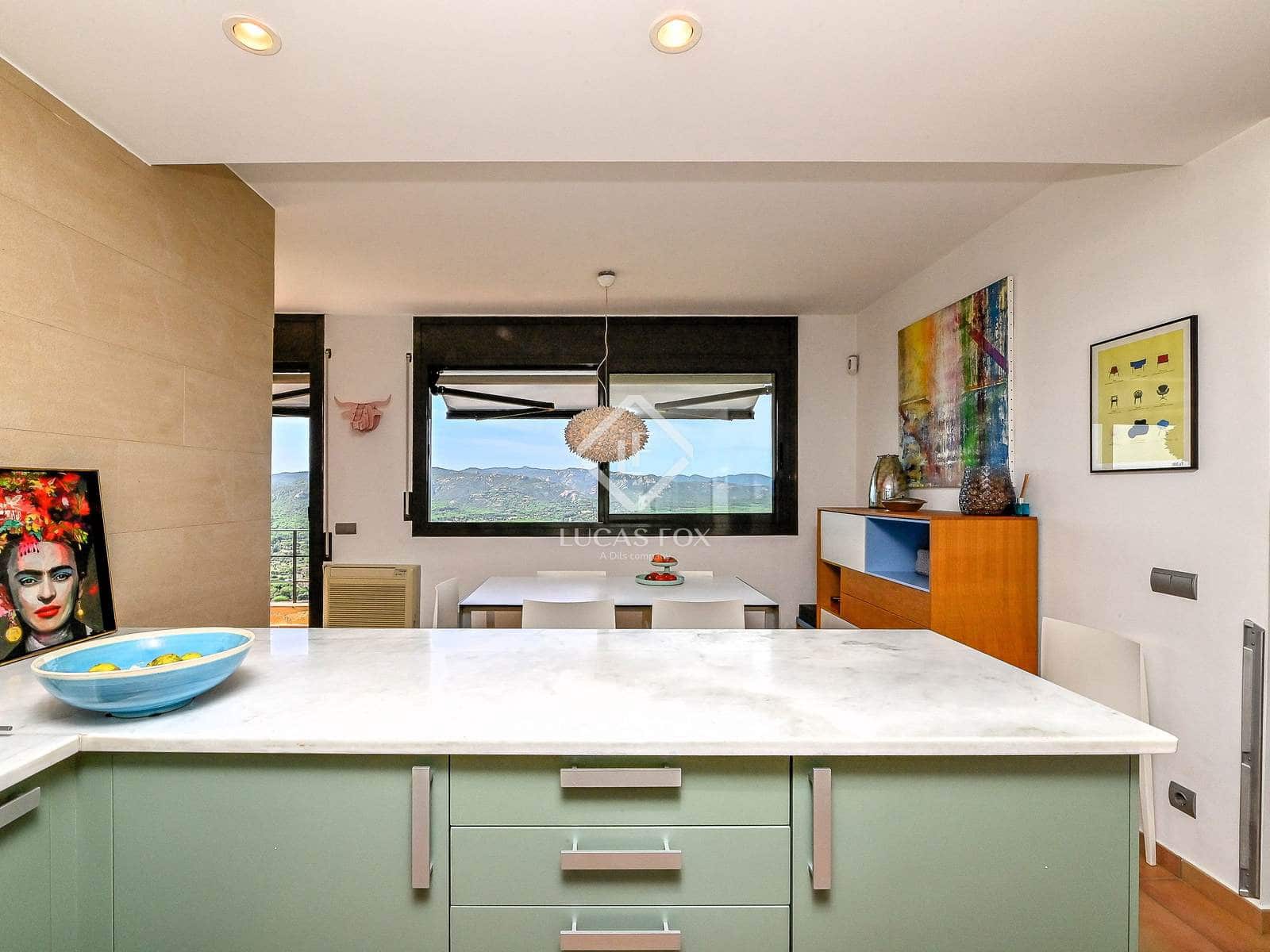 4 soveværelse Villa til salg i Santa Cristina d'Aro med swimmingpool garage - € 760.000 (Ref: 9254209)