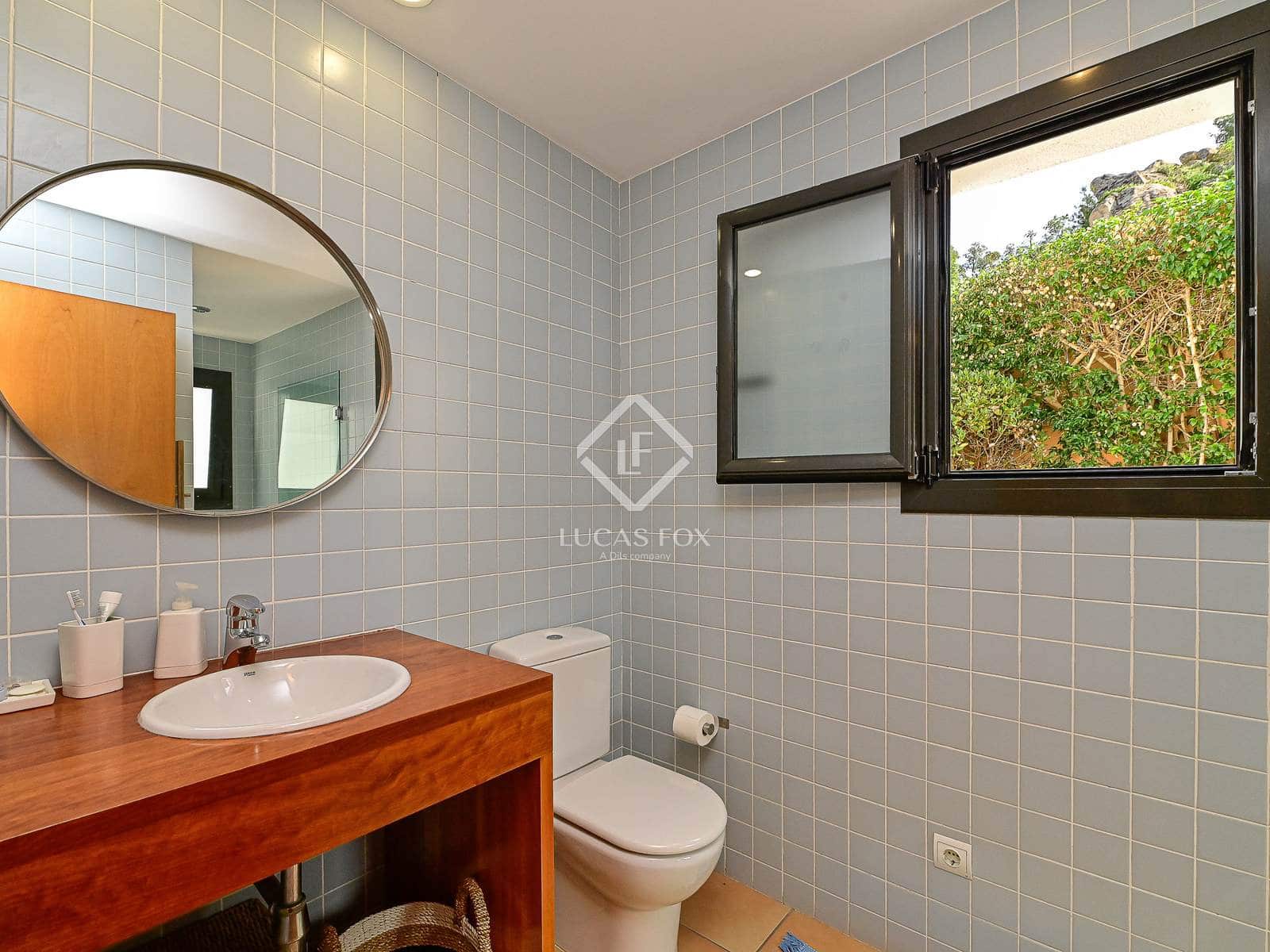 4 soveværelse Villa til salg i Santa Cristina d'Aro med swimmingpool garage - € 760.000 (Ref: 9254209)