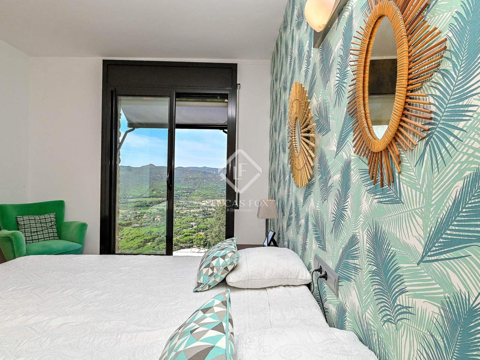 4 soveværelse Villa til salg i Santa Cristina d'Aro med swimmingpool garage - € 760.000 (Ref: 9254209)