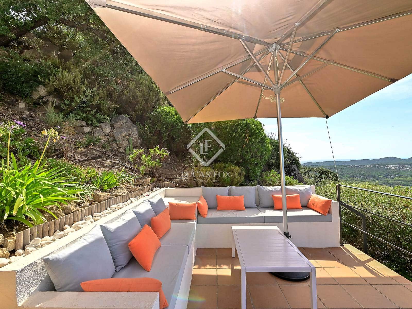 4 soveværelse Villa til salg i Santa Cristina d'Aro med swimmingpool garage - € 760.000 (Ref: 9254209)