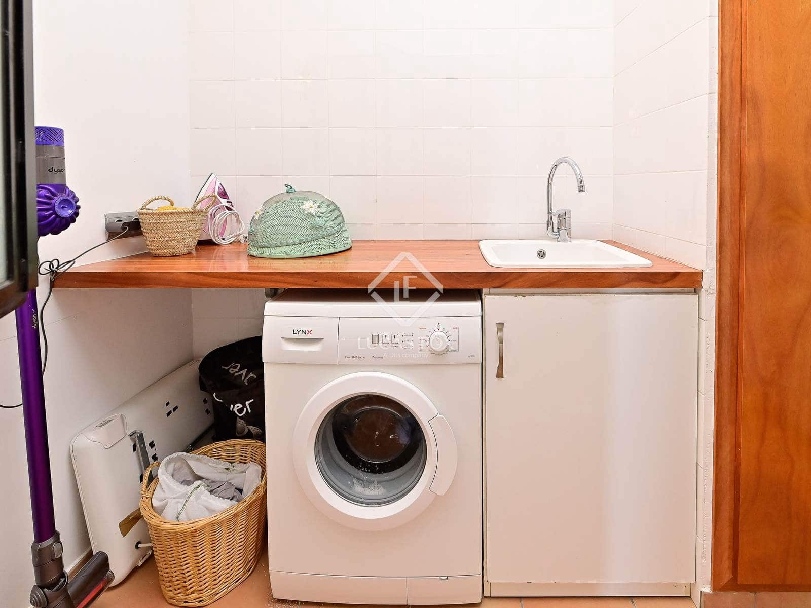 4 soveværelse Villa til salg i Santa Cristina d'Aro med swimmingpool garage - € 760.000 (Ref: 9254209)