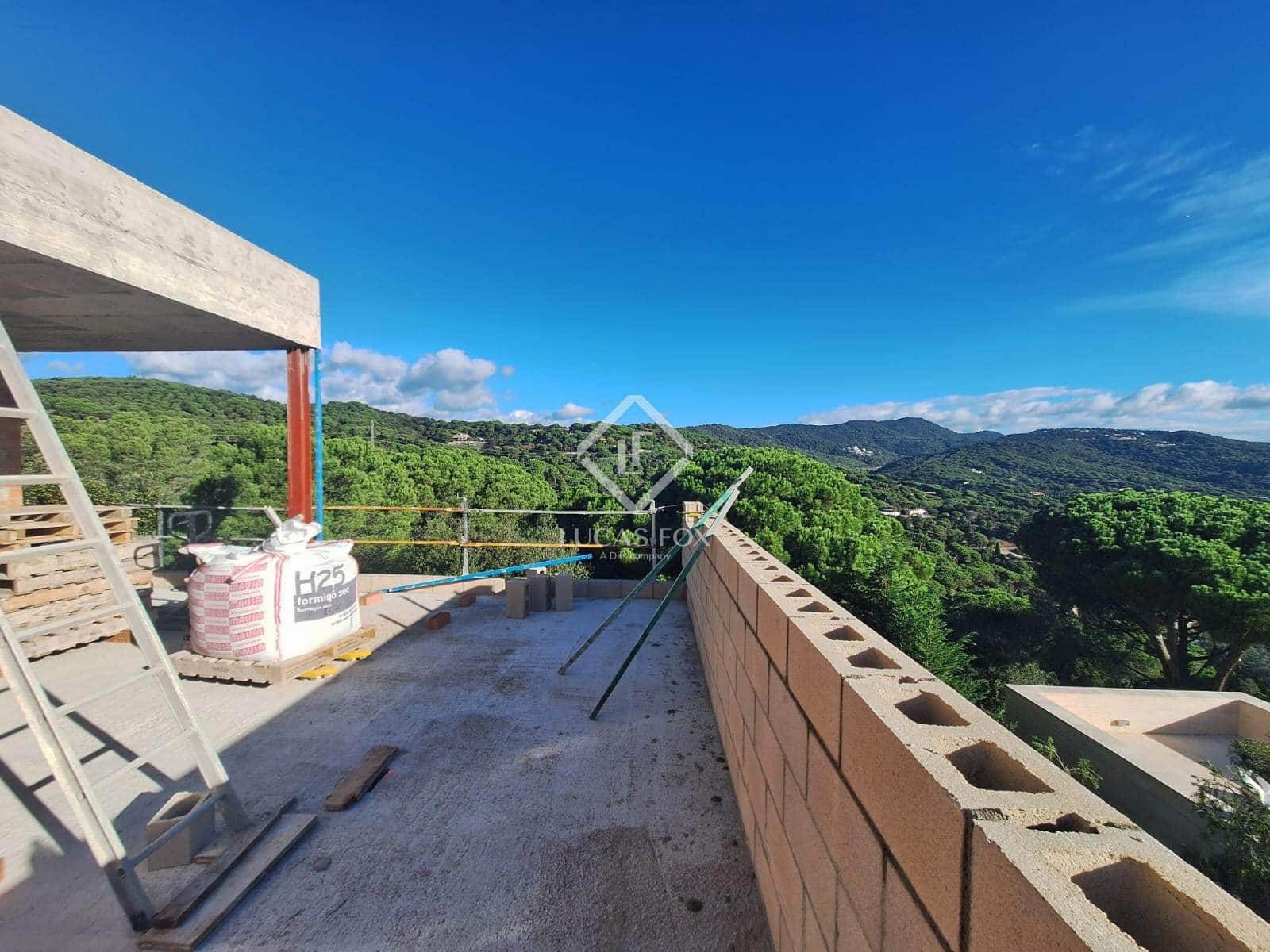 4 chambre Villa/Maison à vendre à Sant Andreu de Llavaneres avec piscine garage - 1 690 000 € (Ref: 9254466)