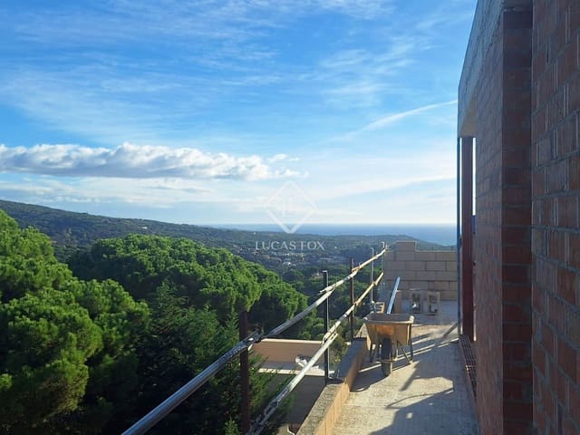 4 chambre Villa/Maison à vendre à Sant Andreu de Llavaneres avec piscine garage - 1 690 000 € (Ref: 9254466)