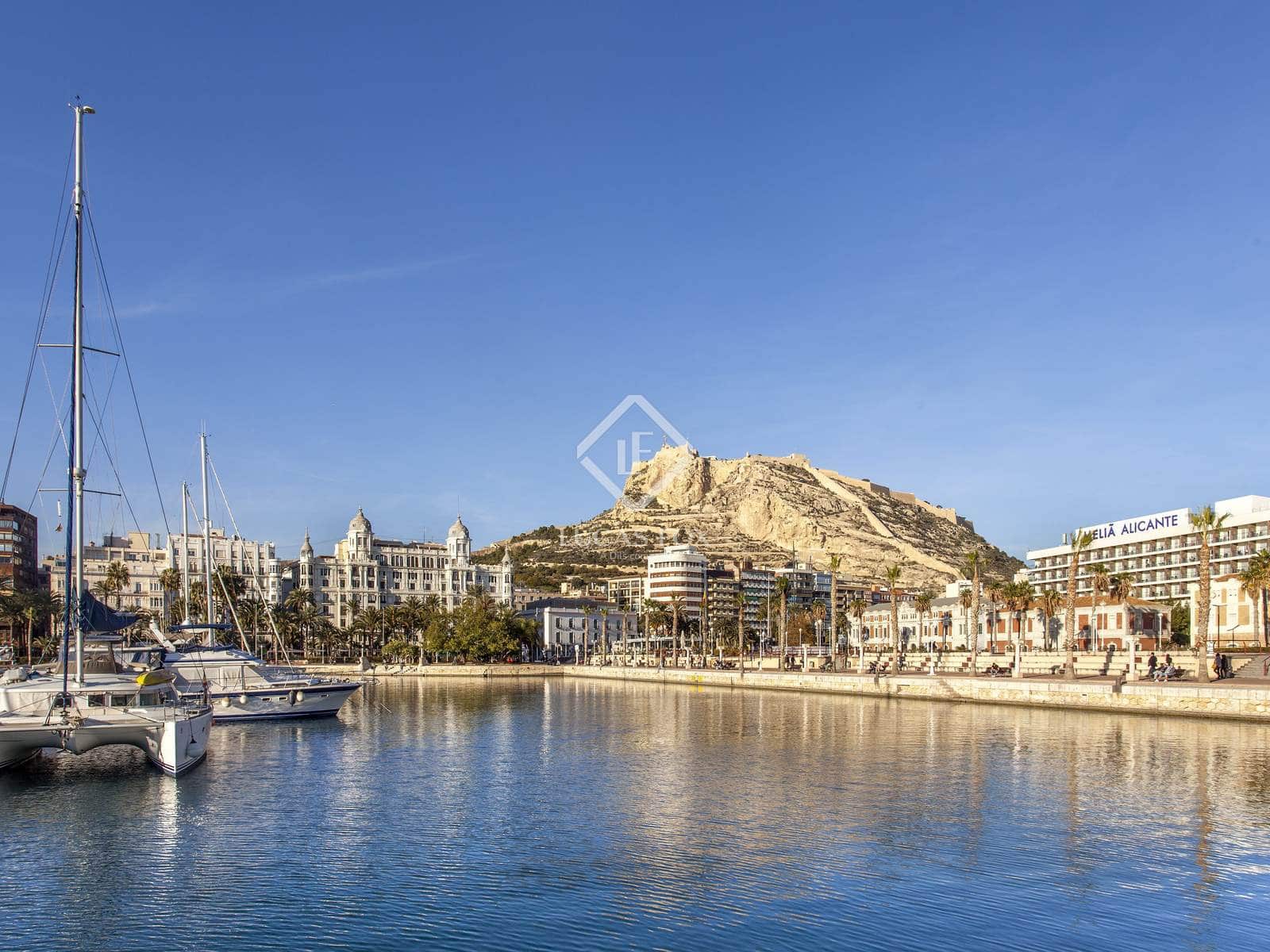 3 slaapkamer Appartement te koop in Alicante stad - € 420.000 (Ref: 9255785)