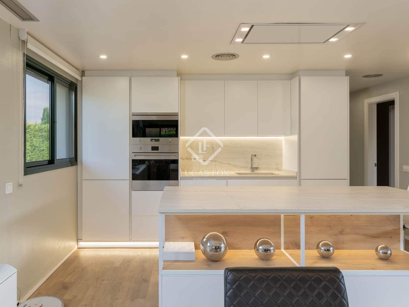 3 soverom Villa til salgs i Navata med svømmebasseng garasje - € 670 000 (Ref: 9256640)