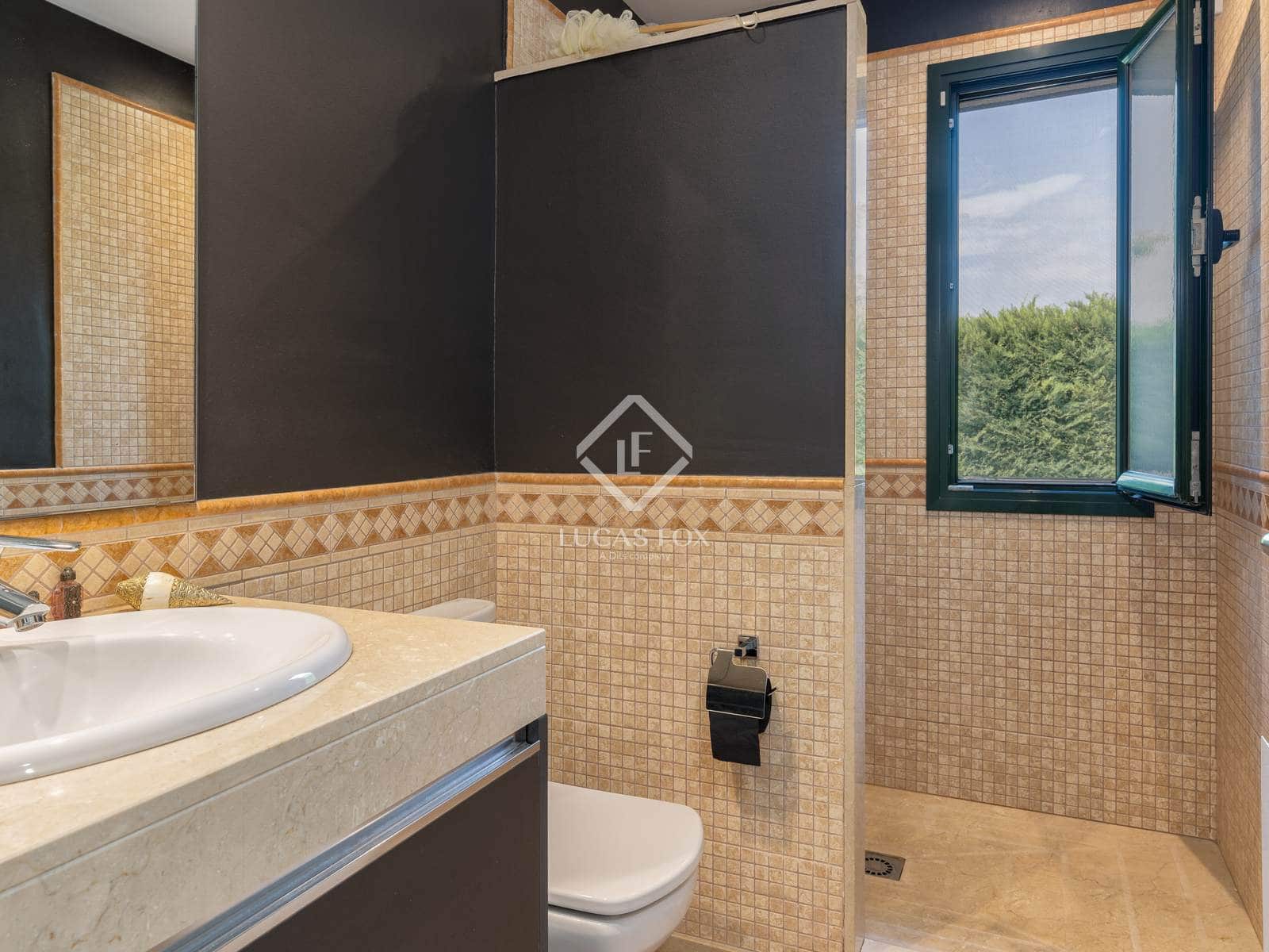 3 soverom Villa til salgs i Navata med svømmebasseng garasje - € 670 000 (Ref: 9256640)