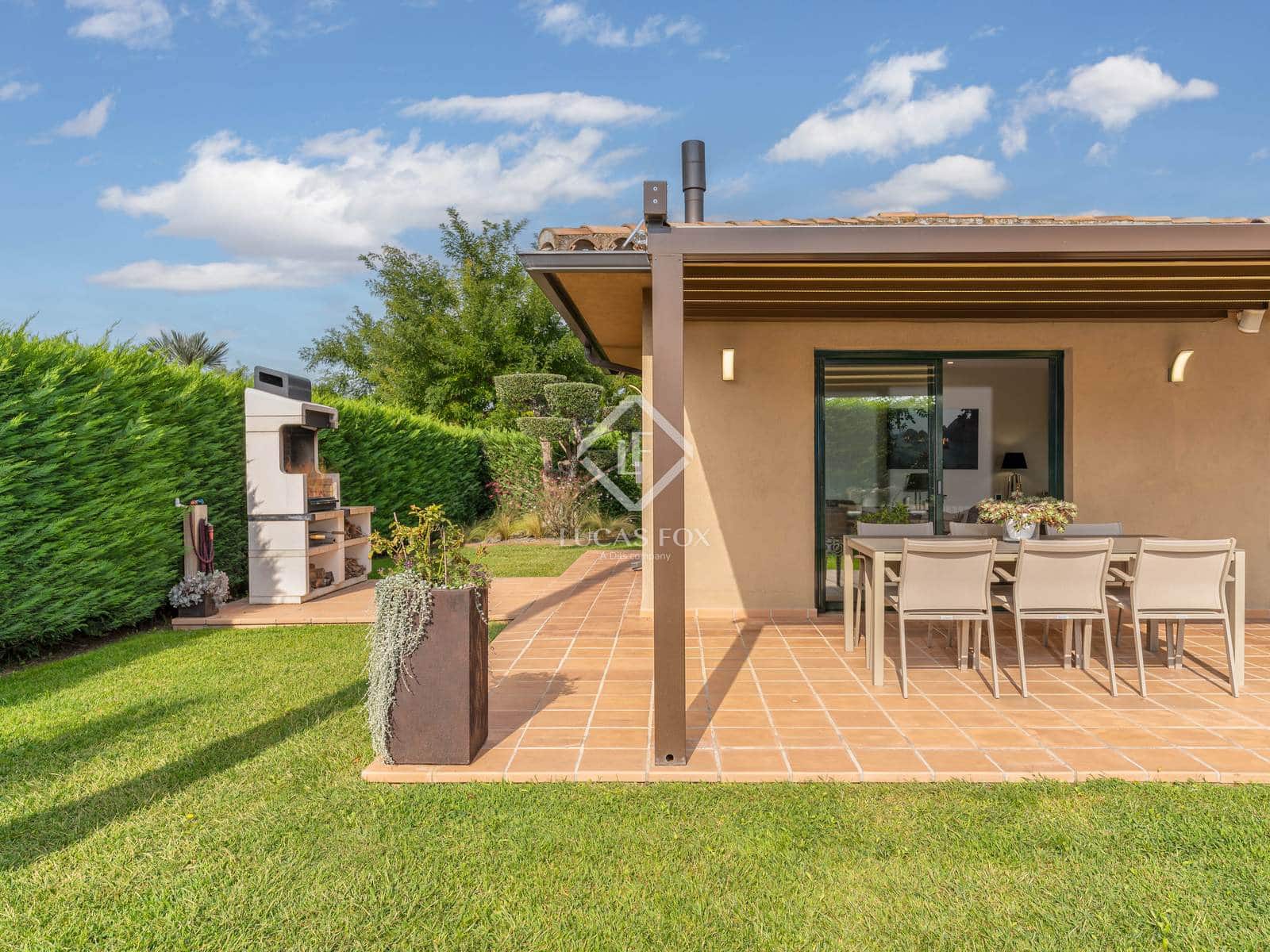 3 soverom Villa til salgs i Navata med svømmebasseng garasje - € 670 000 (Ref: 9256640)