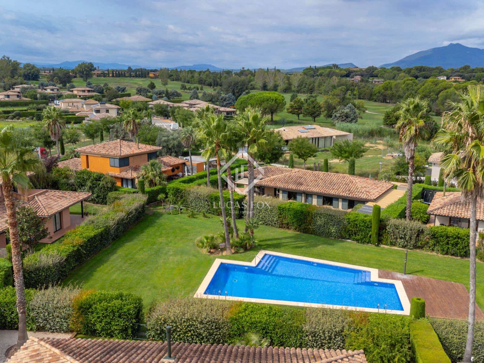 3 soverom Villa til salgs i Navata med svømmebasseng garasje - € 670 000 (Ref: 9256640)