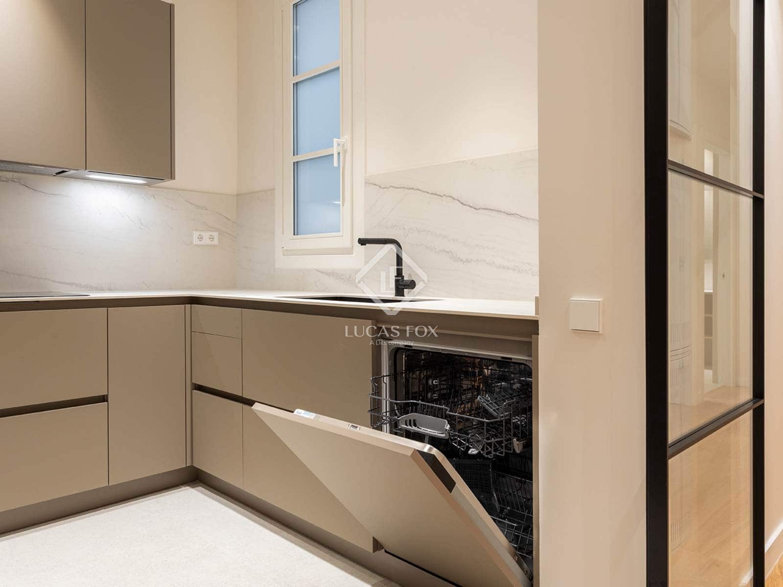 3 sypialnia Apartament do wynajęcia w Miasto Barcelona - 3 950 € (Ref: 9257995)