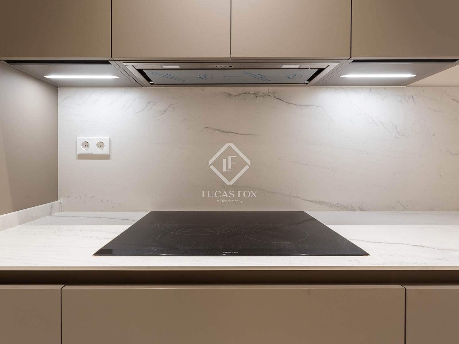 3 sypialnia Apartament do wynajęcia w Miasto Barcelona - 3 950 € (Ref: 9257995)