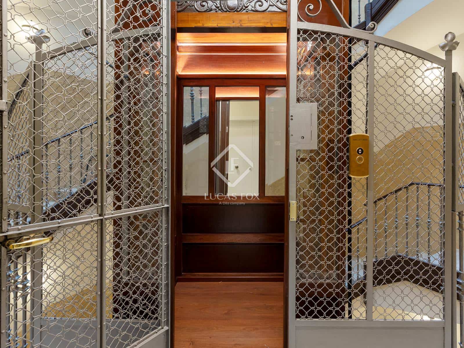 3 sypialnia Apartament do wynajęcia w Miasto Barcelona - 3 950 € (Ref: 9257995)