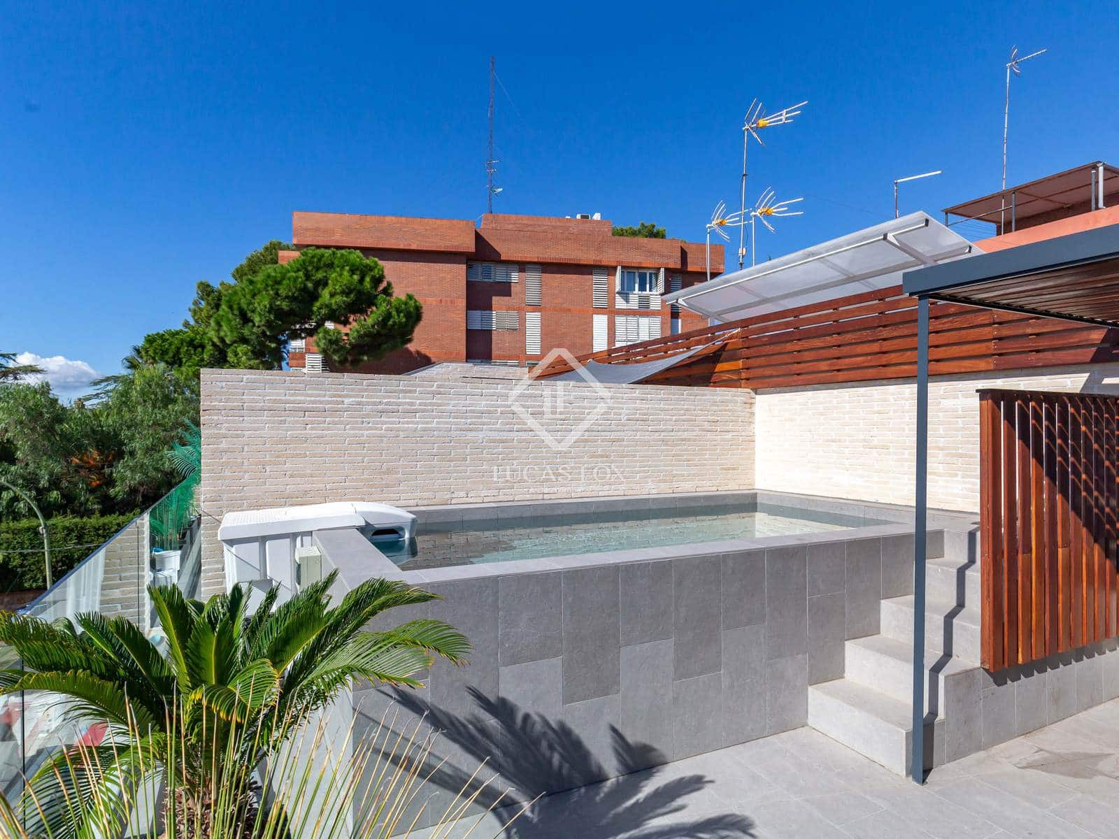 3 soveværelse Villa til salg i Esplugues de Llobregat med swimmingpool garage - € 1.250.000 (Ref: 9261836)