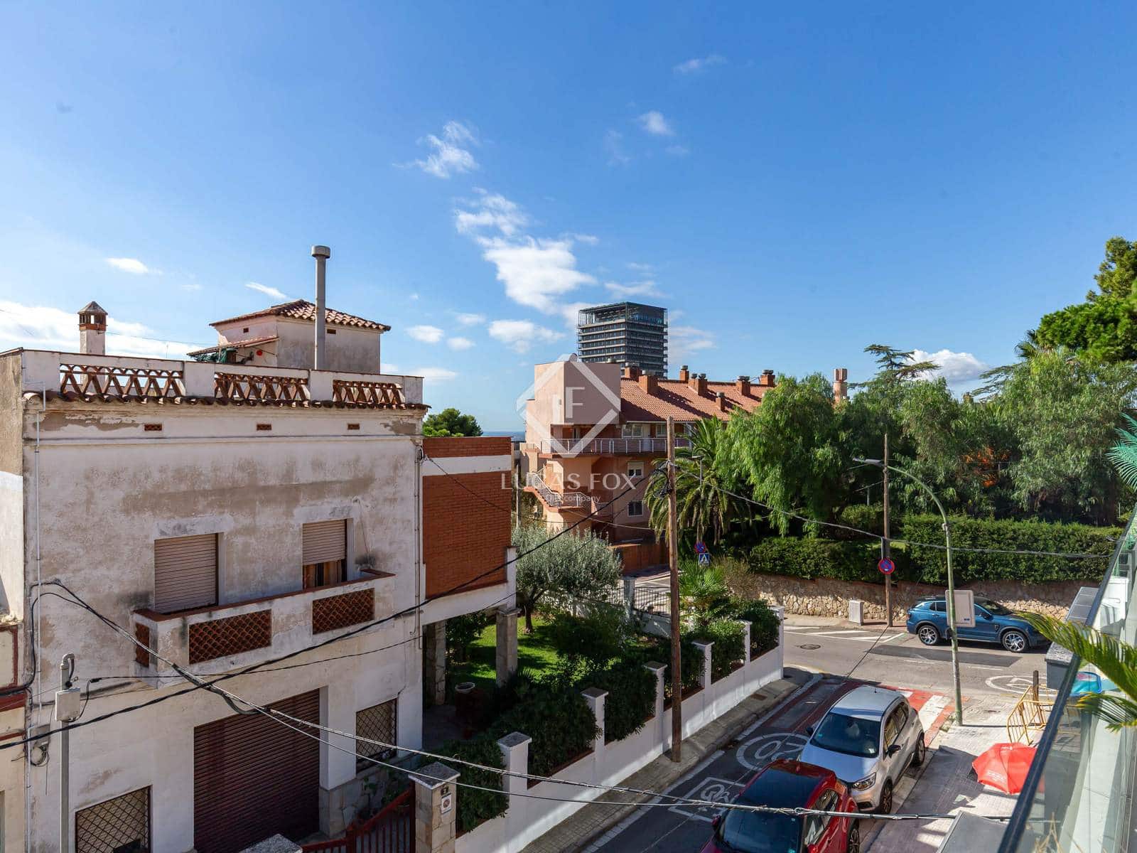 3 soveværelse Villa til salg i Esplugues de Llobregat med swimmingpool garage - € 1.250.000 (Ref: 9261836)