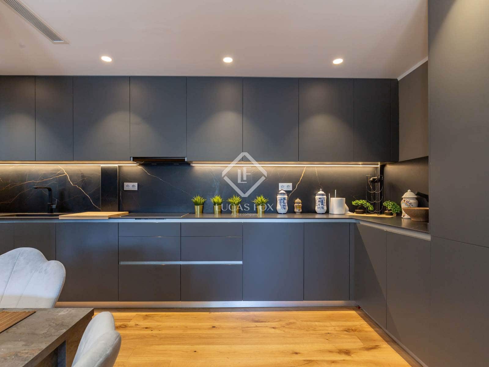 3 soveværelse Villa til salg i Esplugues de Llobregat med swimmingpool garage - € 1.250.000 (Ref: 9261836)