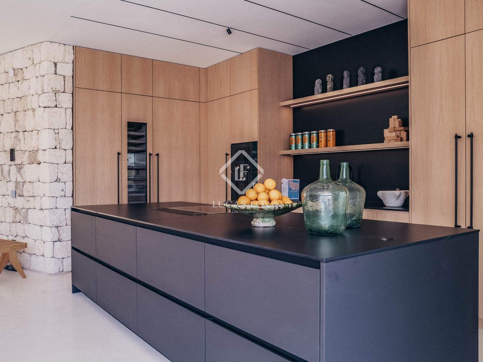 7 slaapkamer Villa te koop in San Jose / Sant Josep de Sa Talaia met zwembad garage - € 9.350.000 (Ref: 9261970)