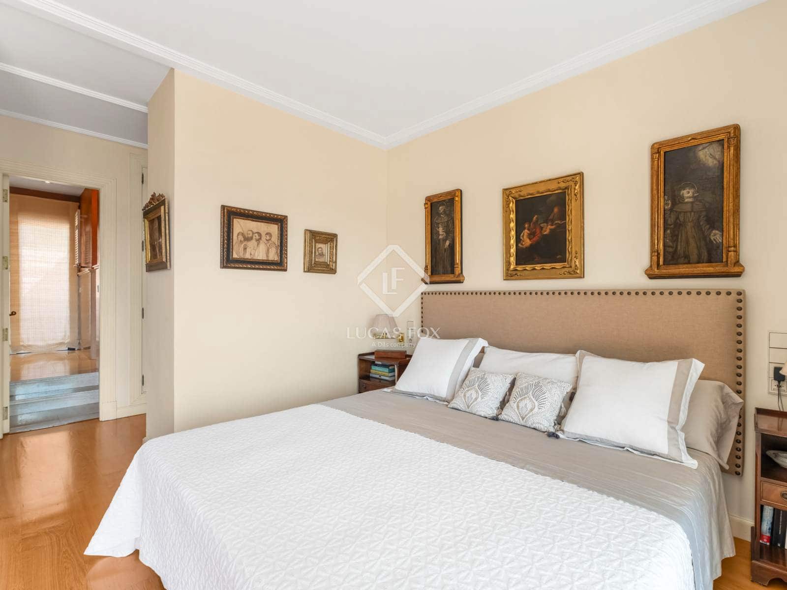 6 soveværelse Villa til salg i Alicante by med swimmingpool garage - € 3.800.000 (Ref: 9263301)