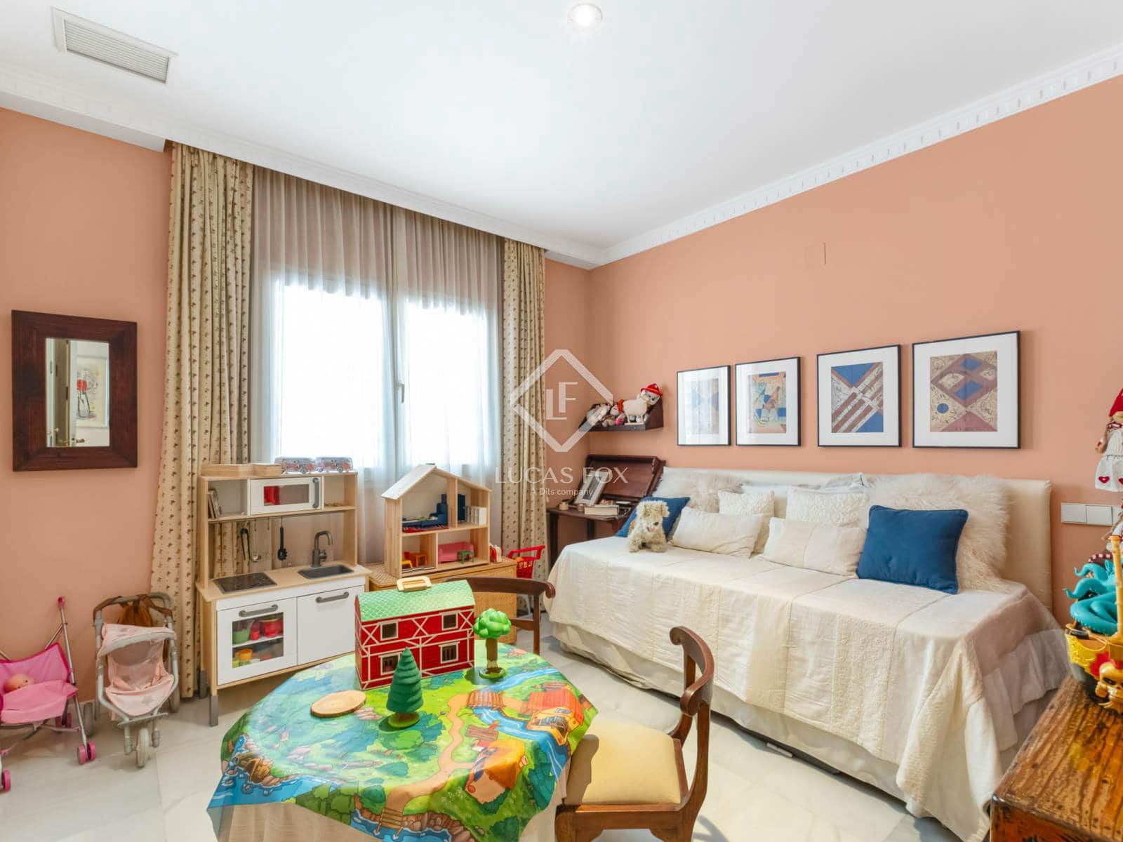 6 soveværelse Villa til salg i Alicante by med swimmingpool garage - € 3.800.000 (Ref: 9263301)