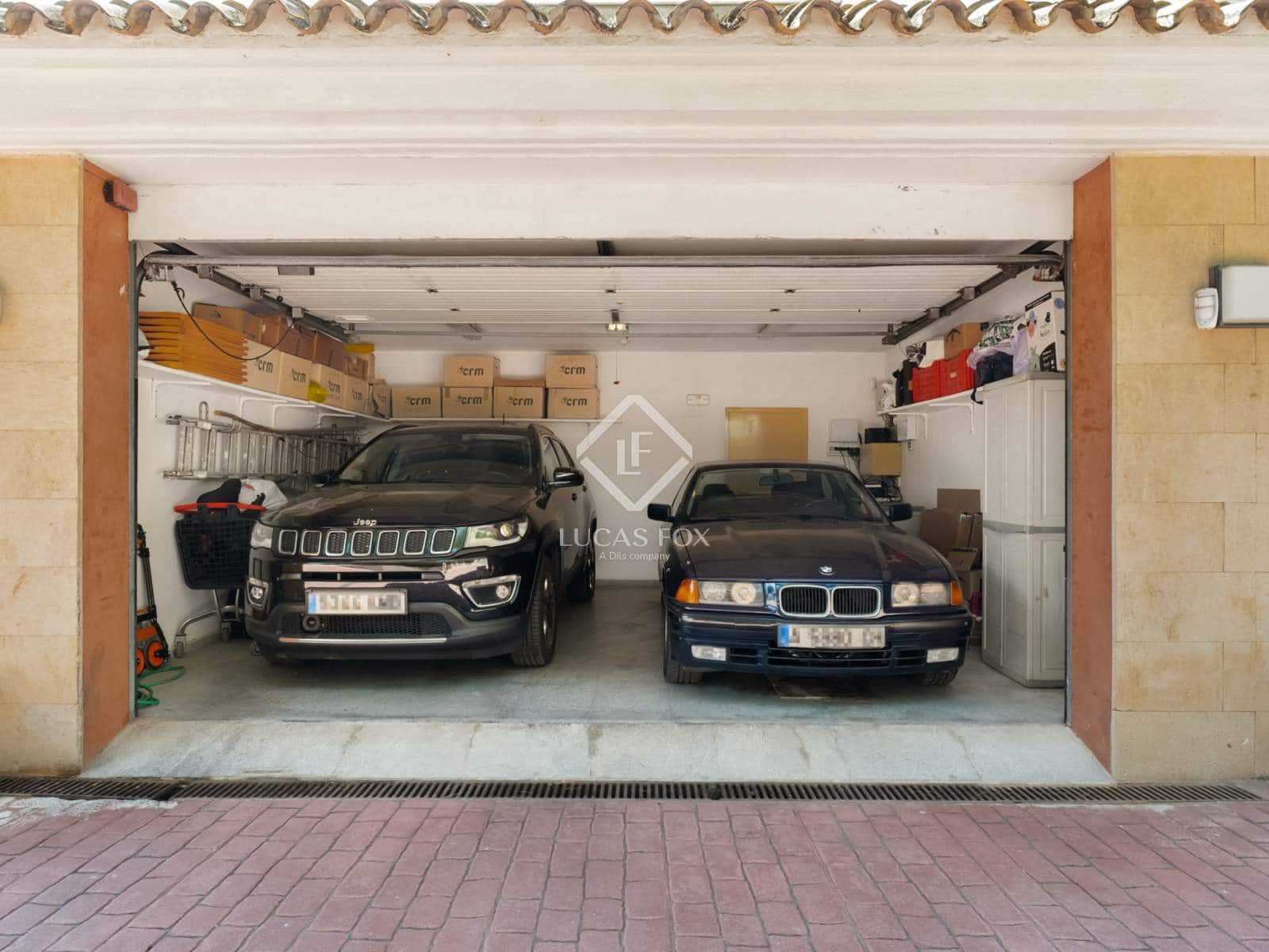 6 soveværelse Villa til salg i Alicante by med swimmingpool garage - € 3.800.000 (Ref: 9263301)